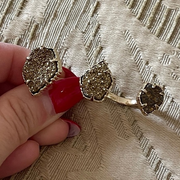 Kendra Scott Naomi Ring - Picture 2 of 6